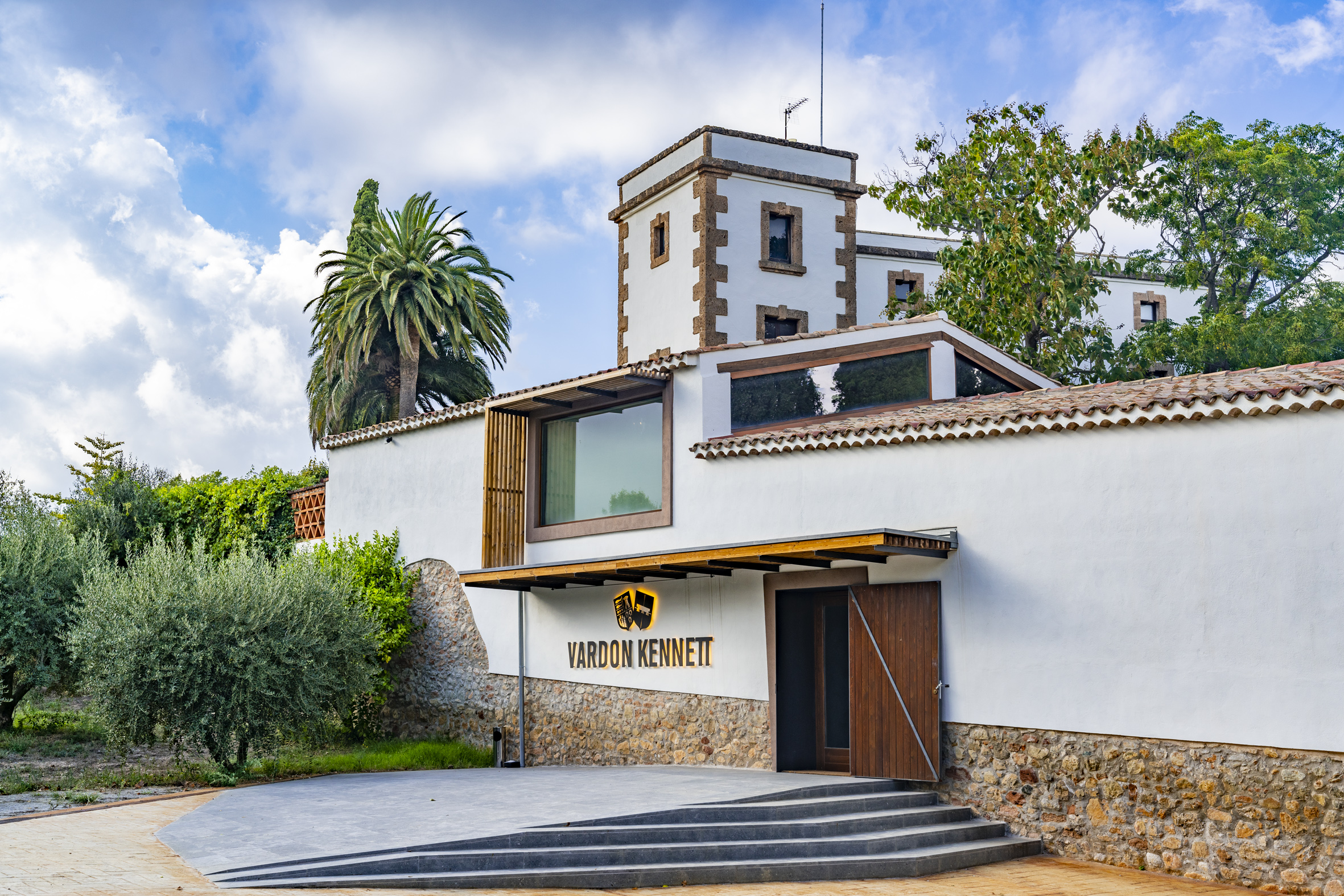 Read more about the article Vardon Kennett brilla als Glass of Bubbly Awards 2022
