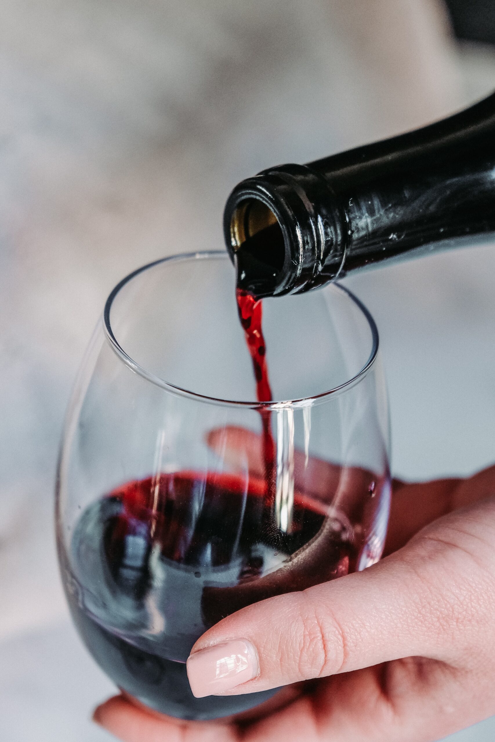 Read more about the article El vi consumit amb moderació, realment hi ha riscos per a la salut?