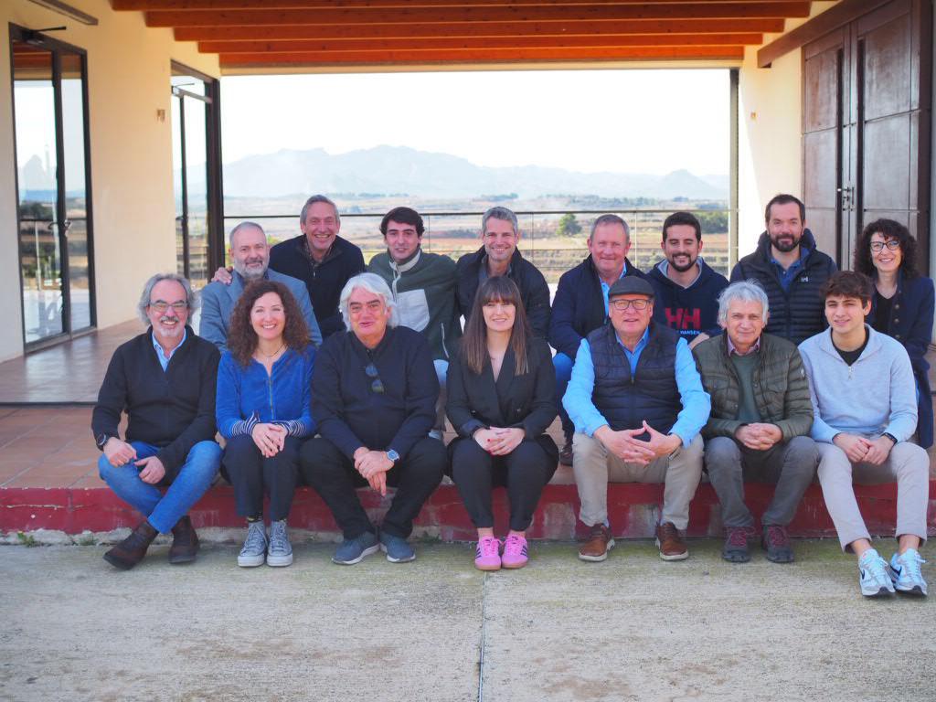 Read more about the article L’INCAVI enforteix i actualitza el projecte dels vins del finca qualificada per impulsar el vèrtex de qualitat i tipicitat del vi català