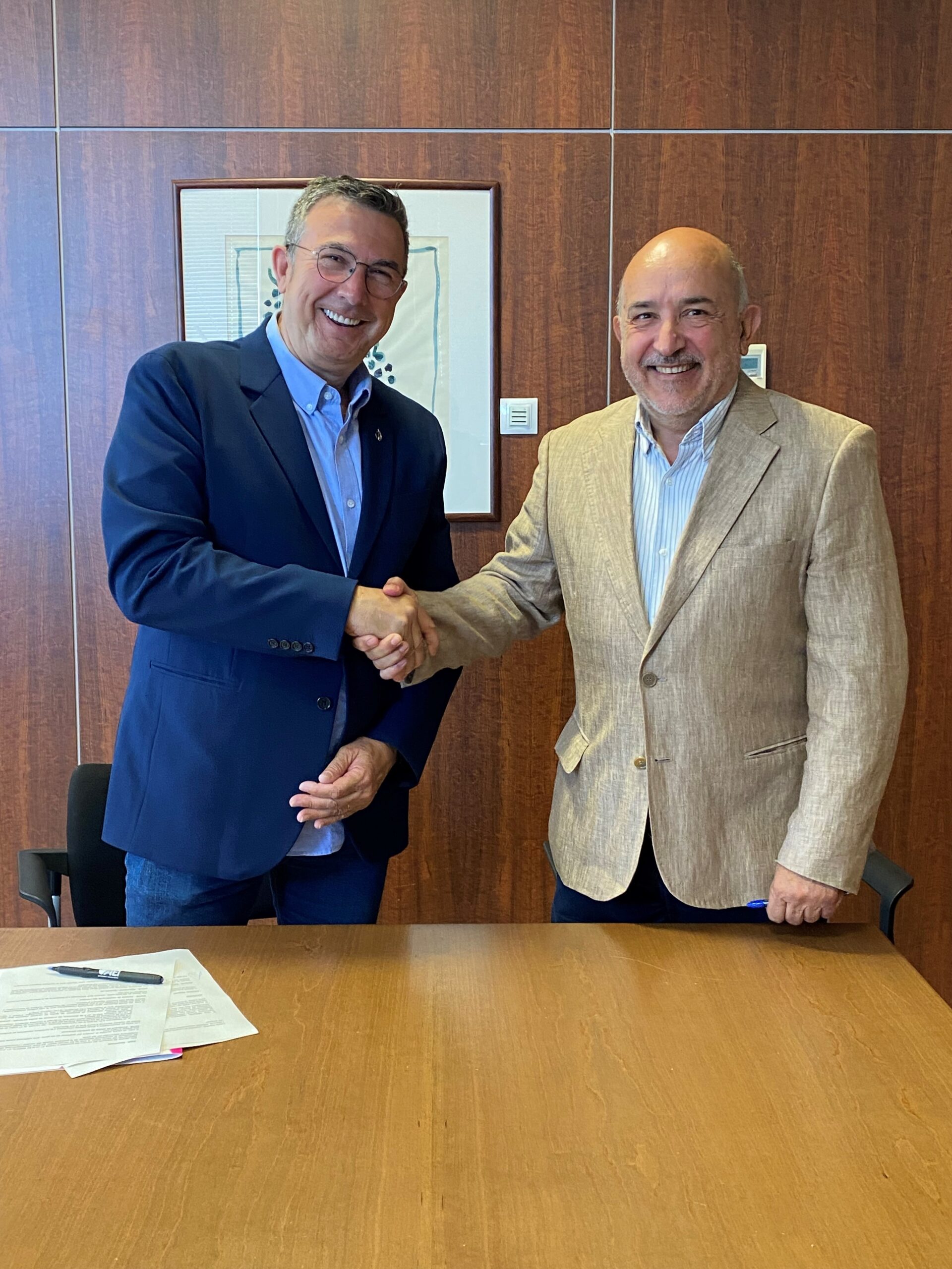 Read more about the article Signat un acord de col·laboració entre INCAVI i l’ACE per a difondre la cultura del vi català